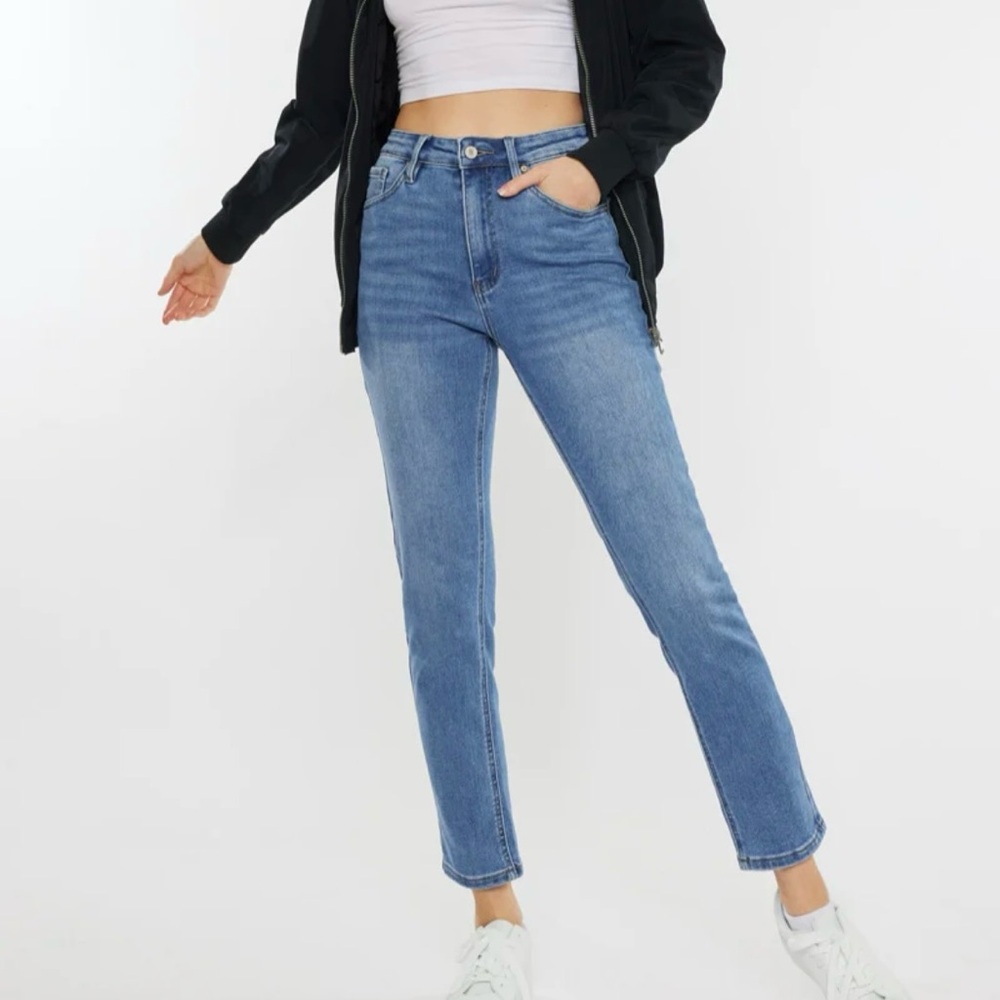 KanCan Women's Straight Leg Blue Jeans